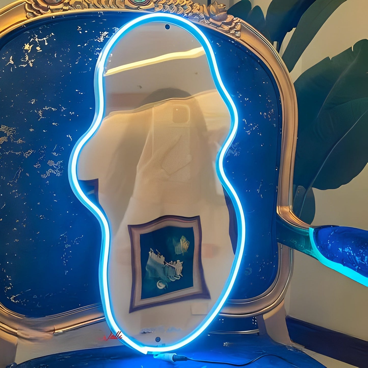 Wavy Selfie Neon Mirror