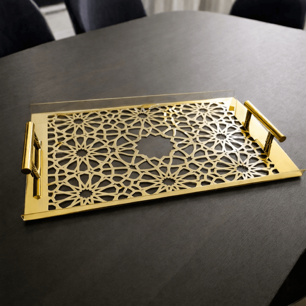 Sultané Edge Tray gold finish displayed as table centerpiece